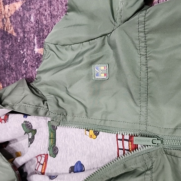 Mayoral boy zipper up think jacket with hood - Picture 2 of 7